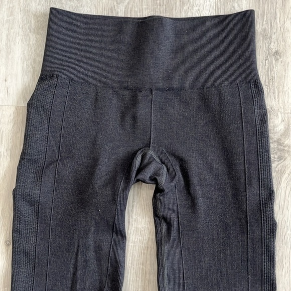 Lululemon Ebb to Street Seamless Leggings‎ Ribbed Cuff - Women’s Likely Size 6 - Picture 4 of 10